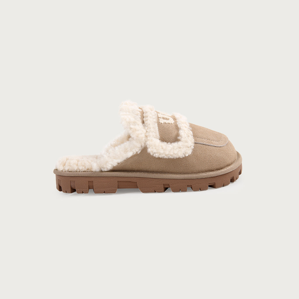 UGG Square Toe Logo Slipper